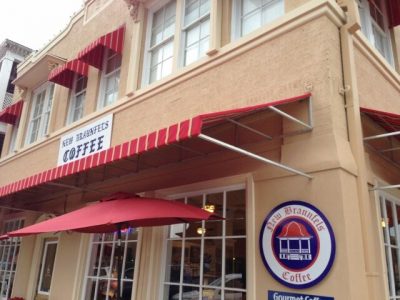 Commercial Retail Painting by CertaPro Painters of NE San Antonio, TX