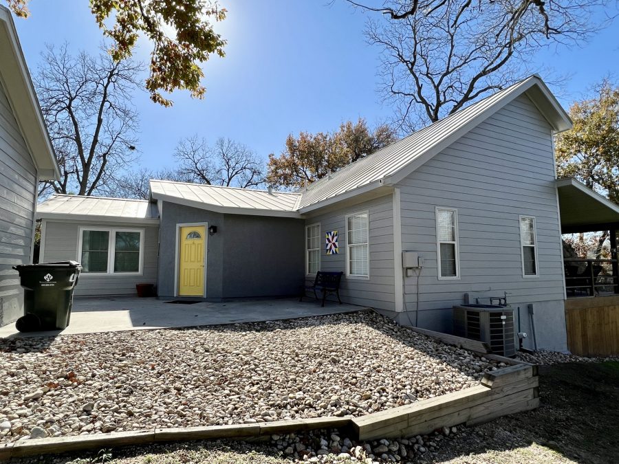 home side view Preview Image 1