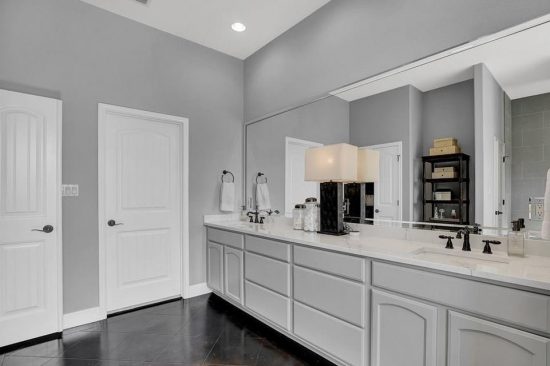 Bathroom Painting Service