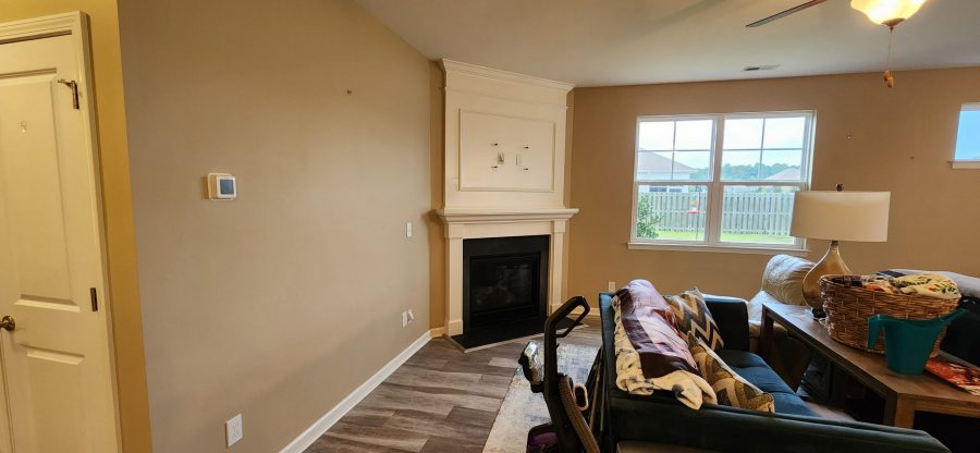 living room Preview Image 20