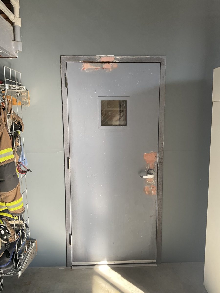 interior door of fire deparment facility before repaint Preview Image 9