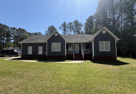 From Beige to Bold: Exterior Paint Transformation