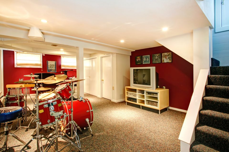 20 ideas for man caves Masculine Wall Colors And Themes
