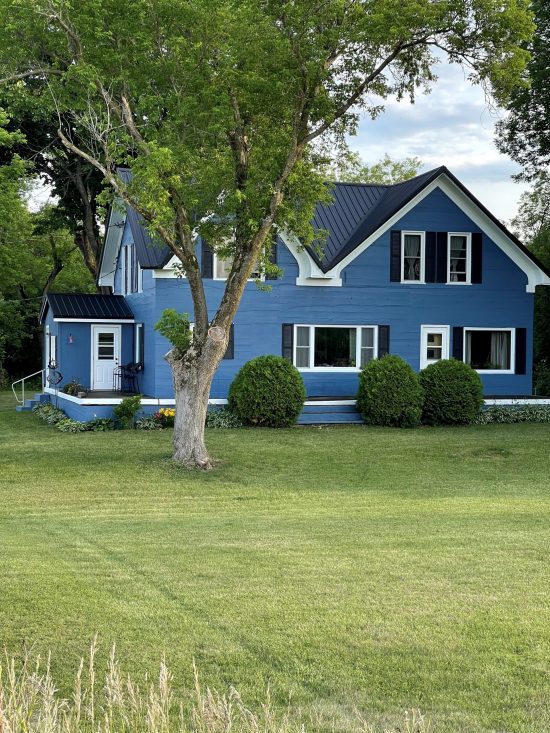 blue painted home green bay wi