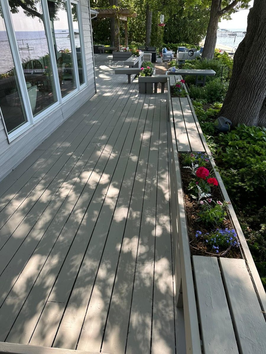 Residential Deck Staining Preview Image 3