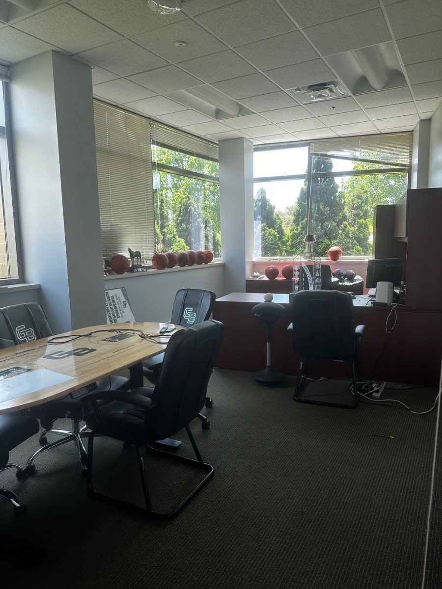 Green Bay Athletic Office Preview Image 2