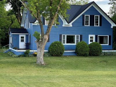 blue painted home green bay wi