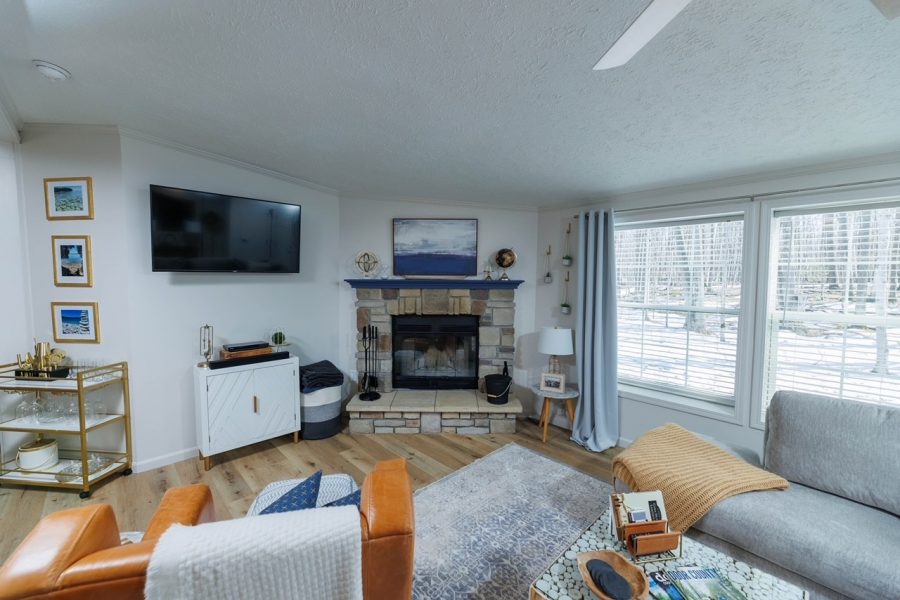 Living Room Interior Painting Preview Image 4