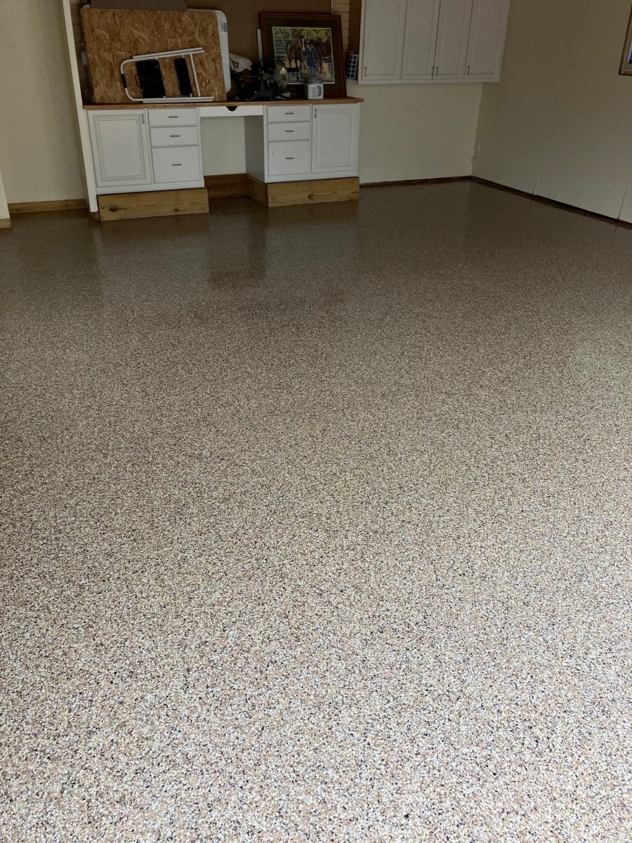 Close Up of Garage Floor Preview Image 2