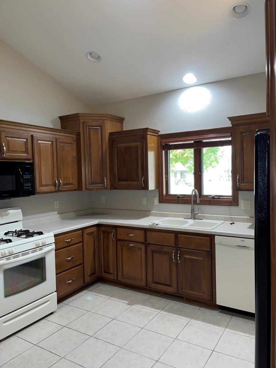 Kitchen Walls & Ceiling painted Preview Image 2