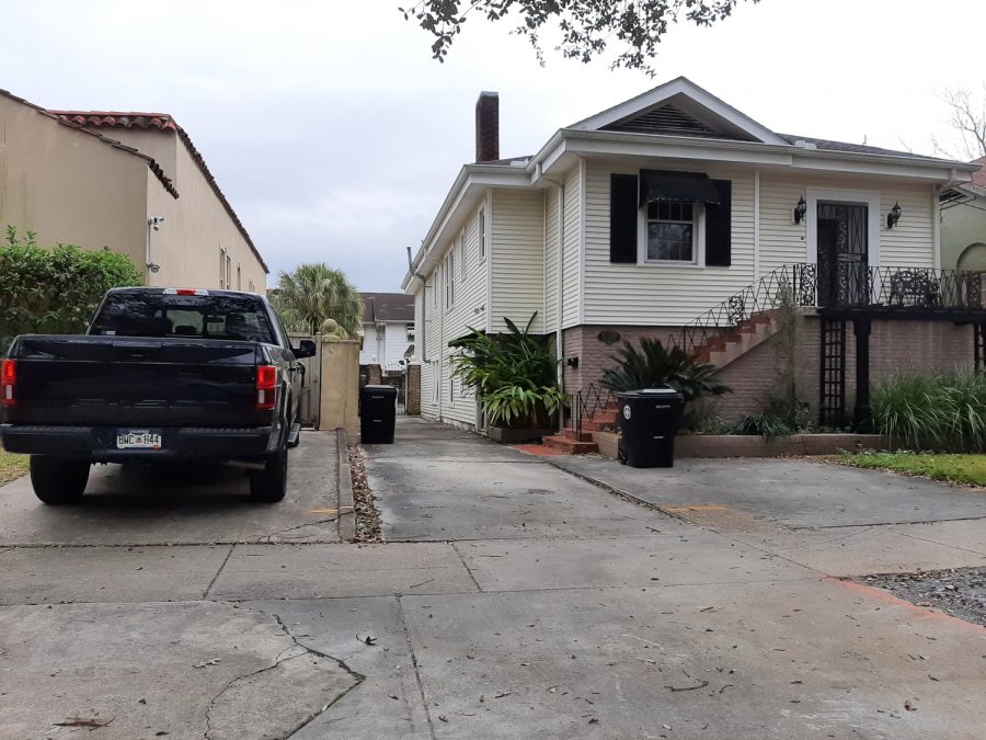 Another view of the house we painted in the center of New Orleans. Preview Image 1