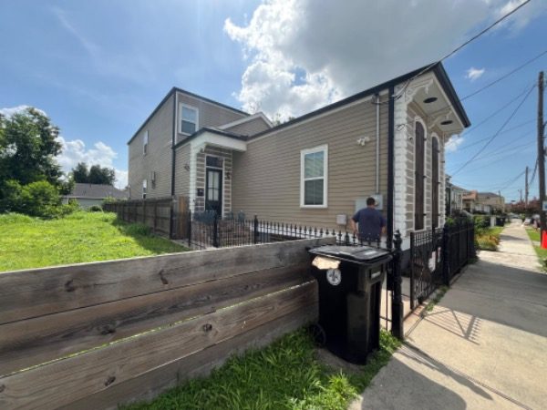 side of home with tan siding Preview Image 9