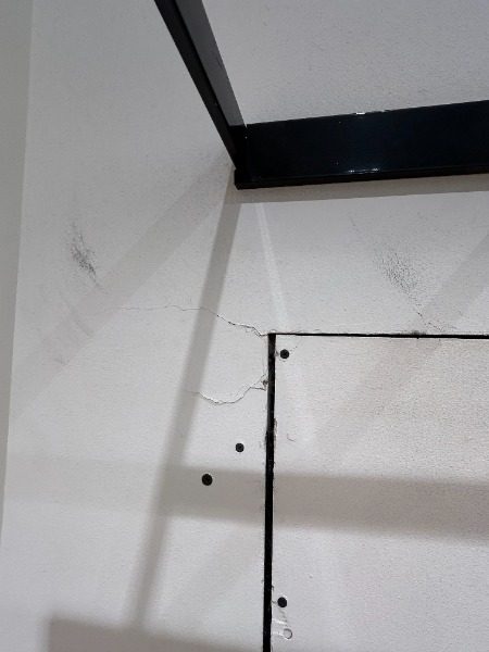 damaged drywall Preview Image 8