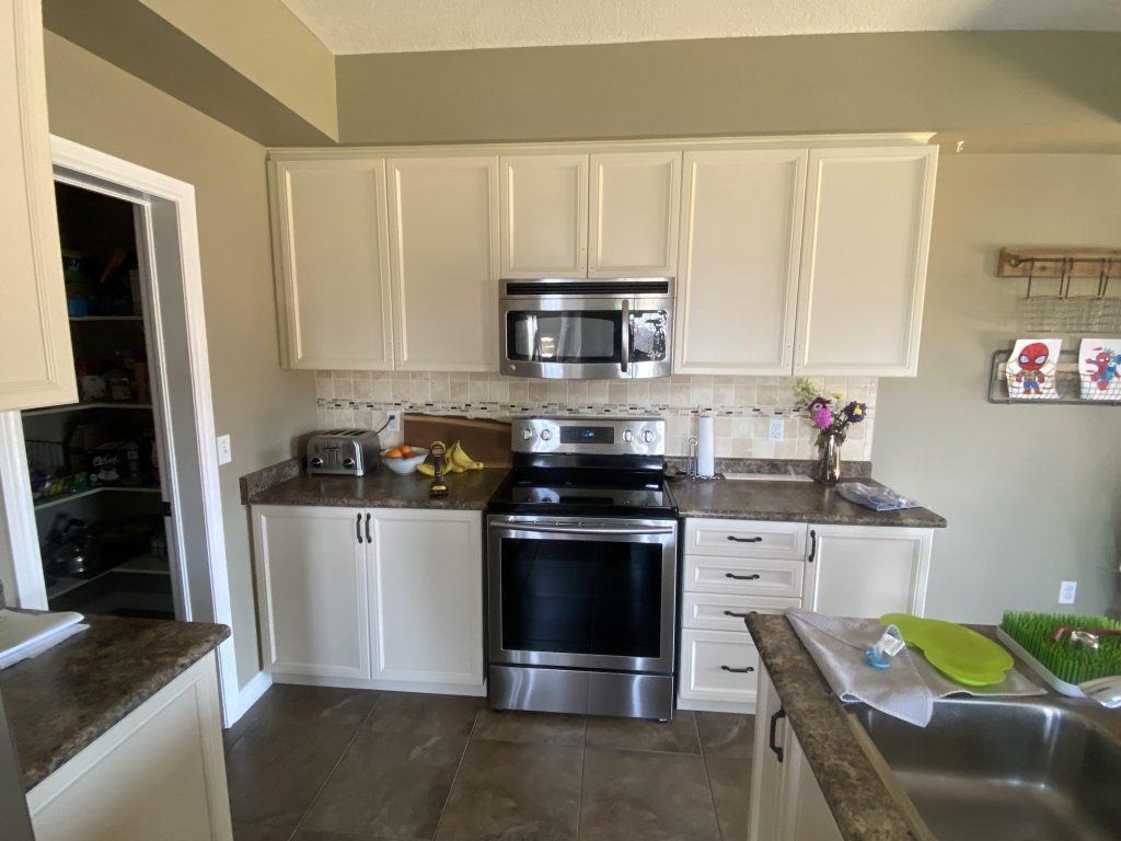 Kitchen w/ Granite Countertops Certapro Painters of NiagaraBrant