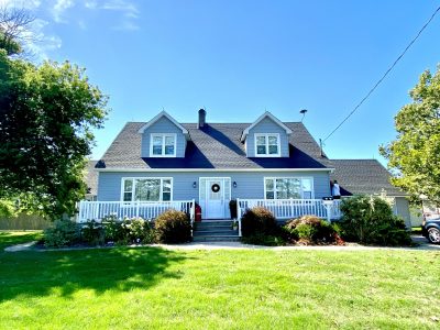 Exterior Aluminum siding and trim painting project in Wellandport (Wainfleet) Ontario