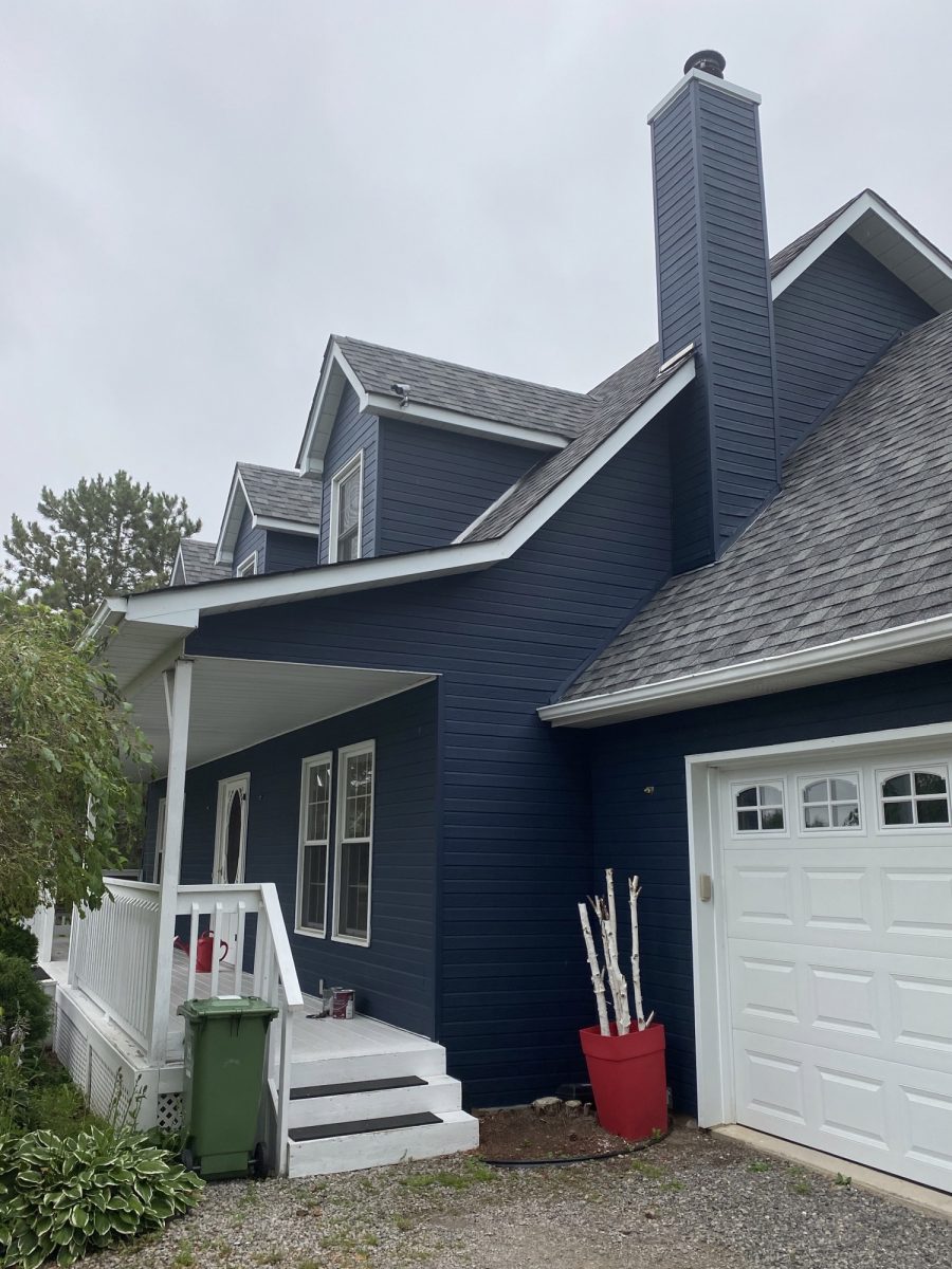 blue home Preview Image 3