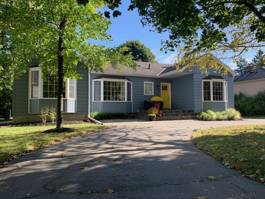 Vinyl and Aluminum Siding Painting