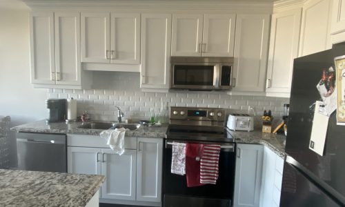 Mediterranean with White Backsplash