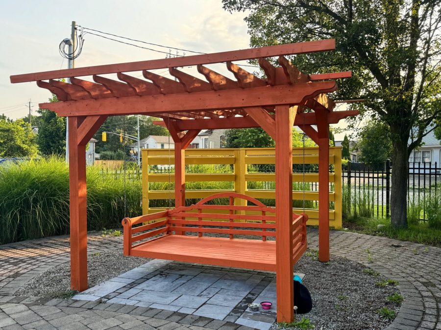 wooden structures in paris Preview Image 3