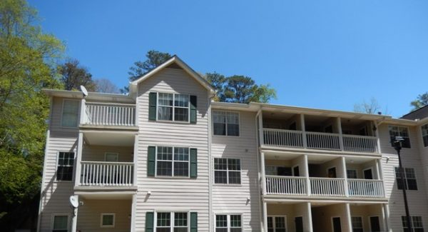 repainted townhomes in roswell, ga - before 2