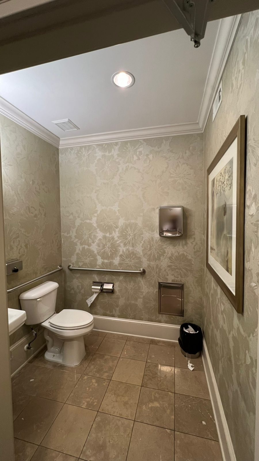 bathroom interior - before Preview Image 6