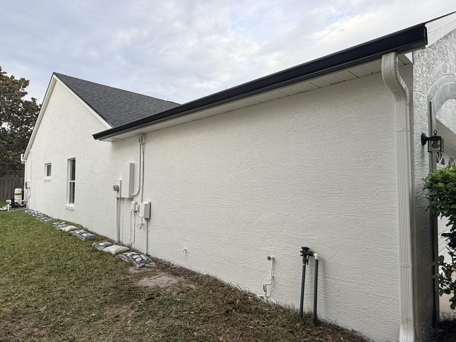 white painted stucco house exterior Preview Image 1