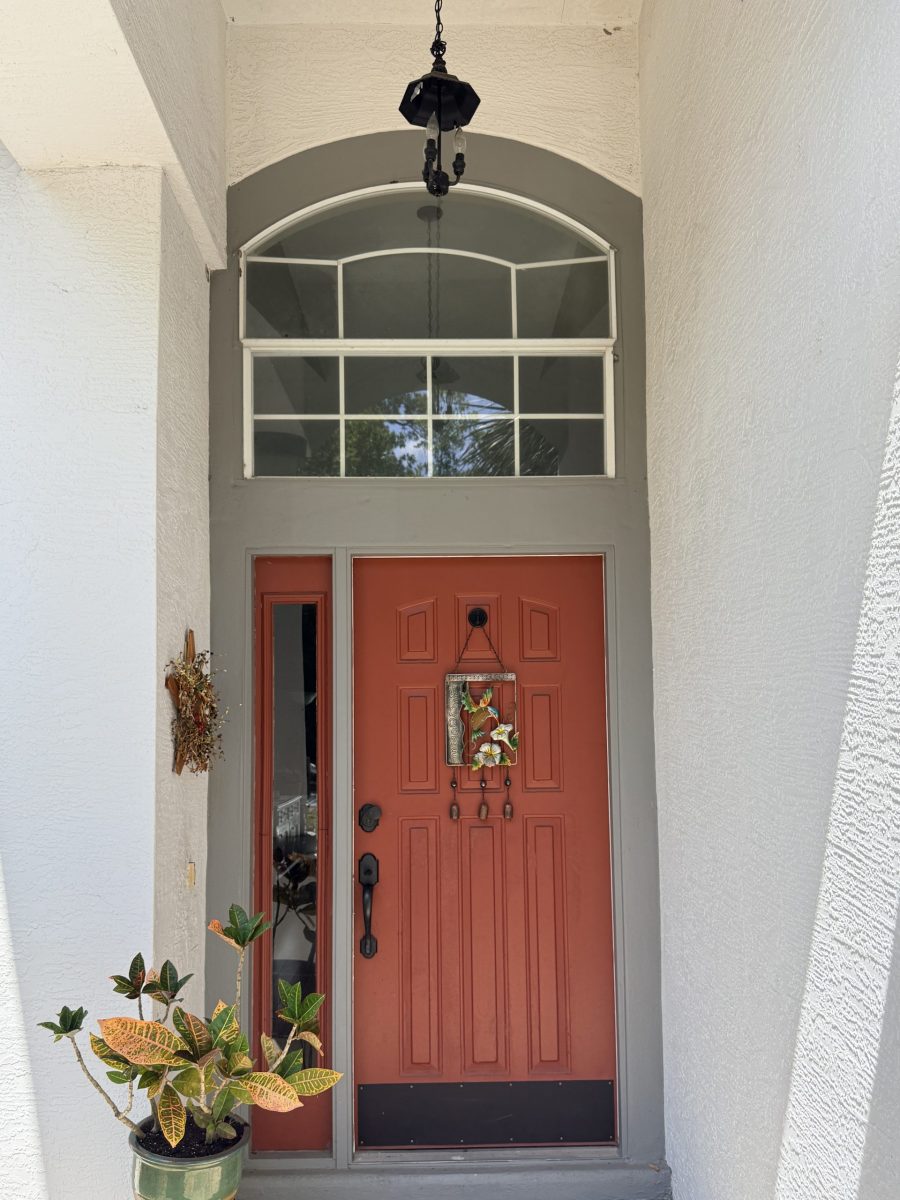 faded red home front door Preview Image 4
