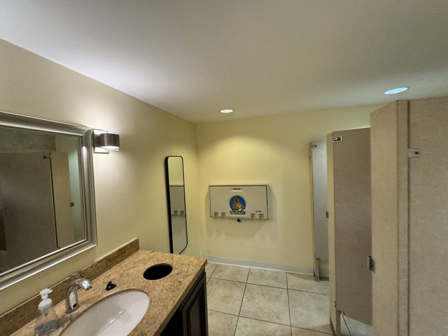 temple bathroom interior before repaint Preview Image 23