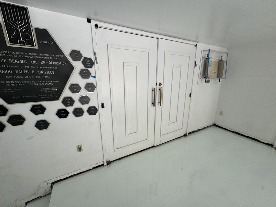 temple interior before repaint Preview Image 20