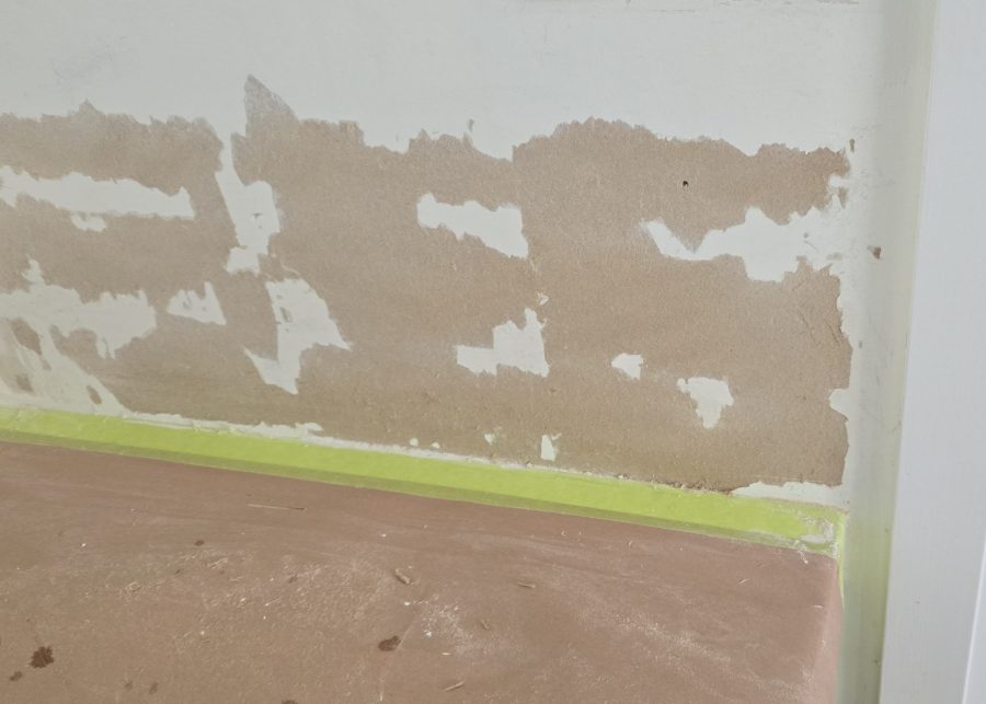damaged drywall Preview Image 5