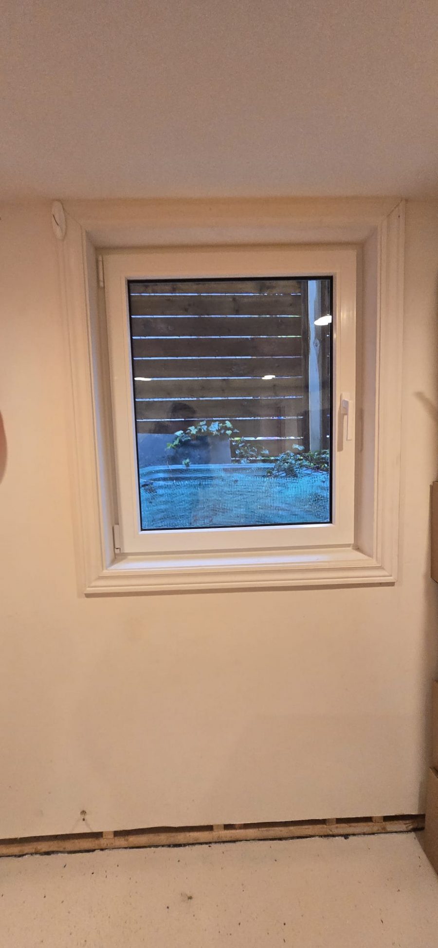 home interior window Preview Image 10