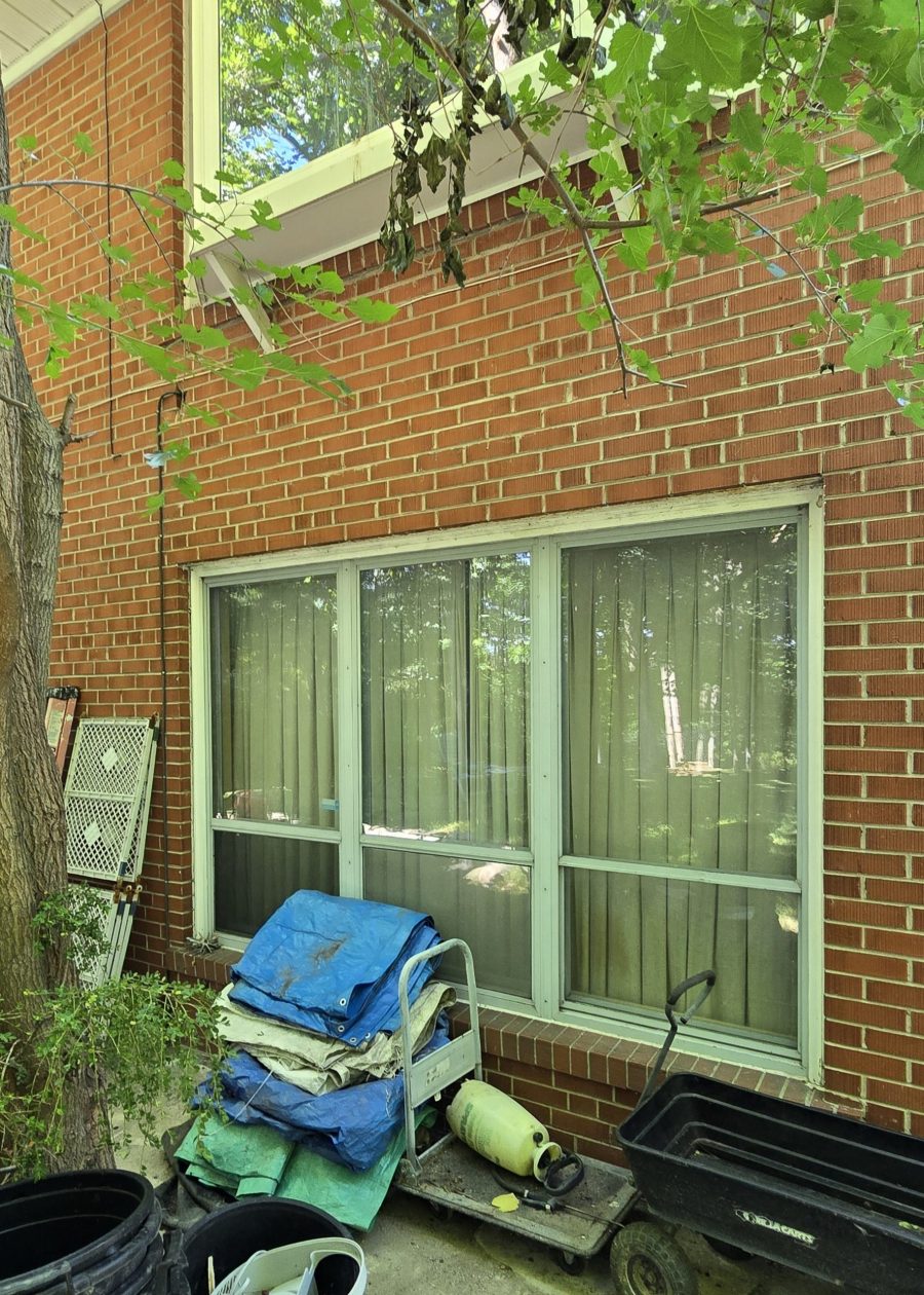 peeling paint on window frame Preview Image 8