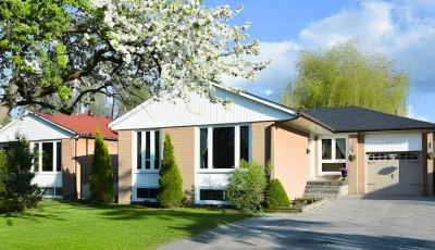 Single-Story Exterior in North York