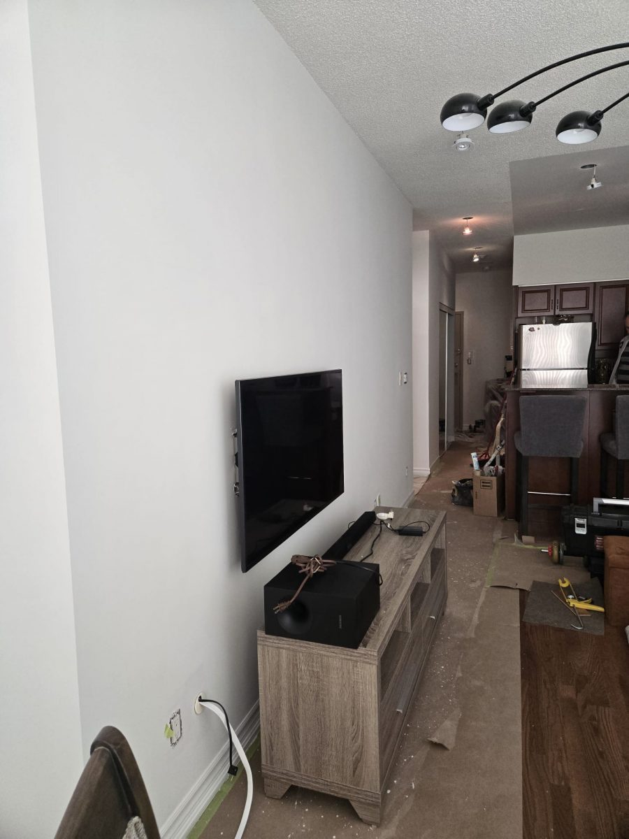 home interior after white repaint Preview Image 5