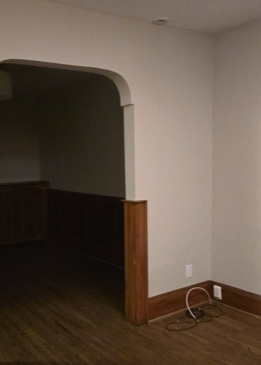painted wall and arched doorway Preview Image 5