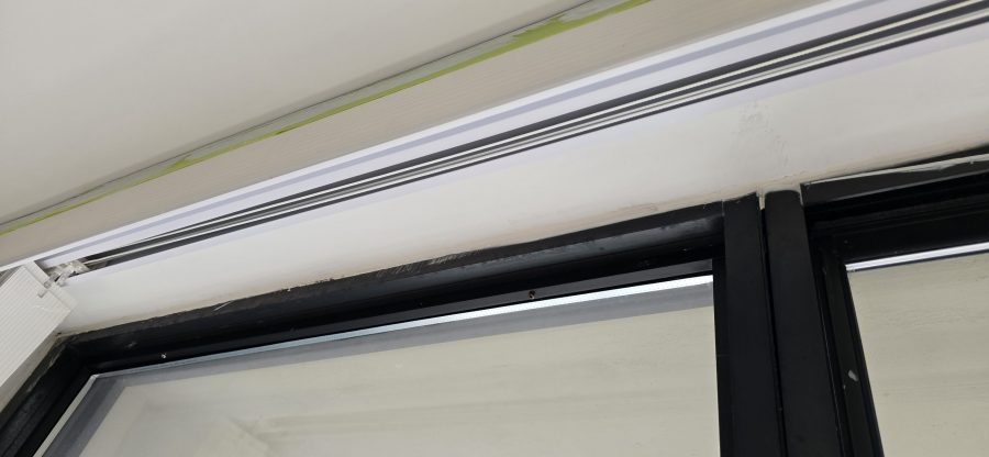 window trim with scuffs Preview Image 9