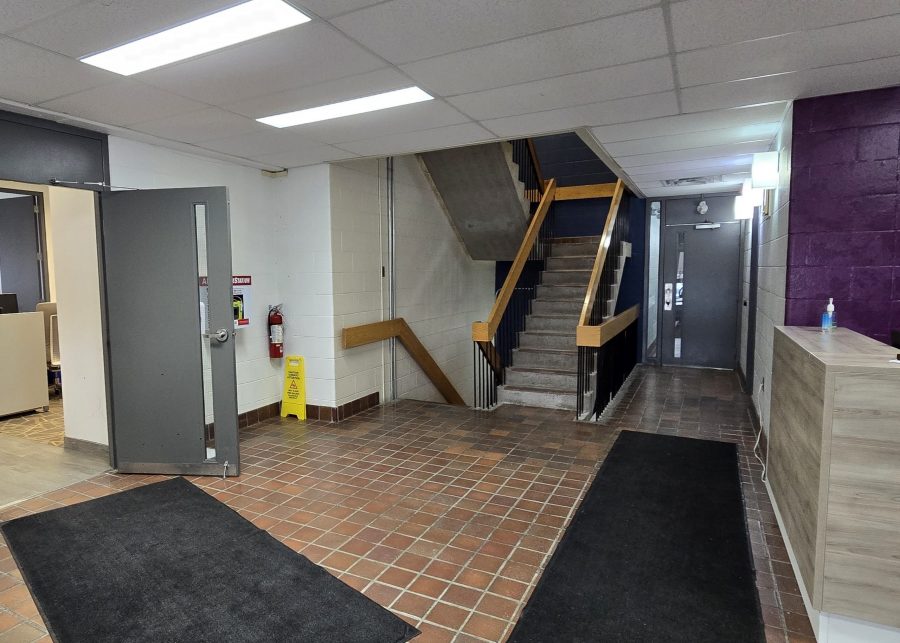 lobby and stairwell in commercial building Preview Image 9