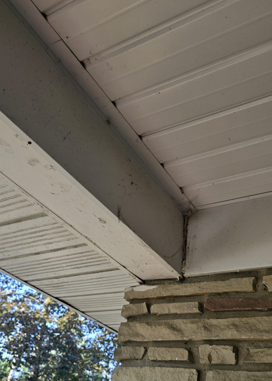 soffits before repaint Preview Image 11