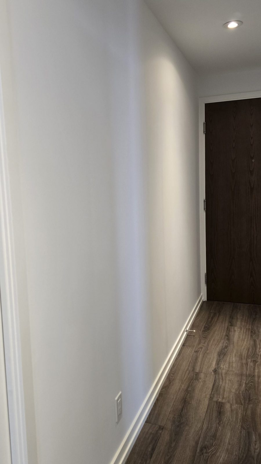 white painted interior walls Preview Image 10