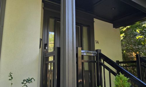 Fully Refreshed Entryway