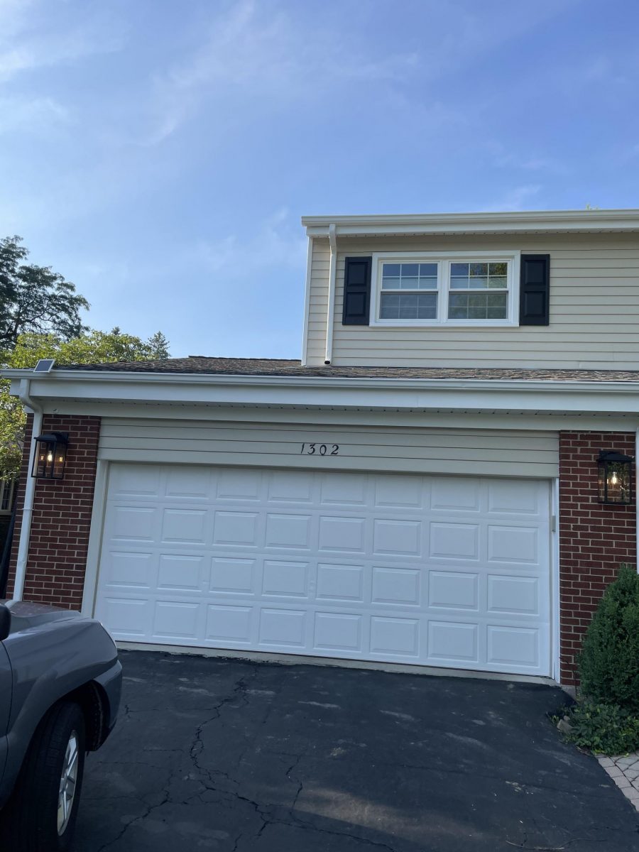 after exterior painting of brick and siding home in glenview, il Preview Image 5