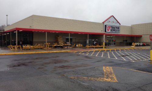 Tractor Supply in Cumming