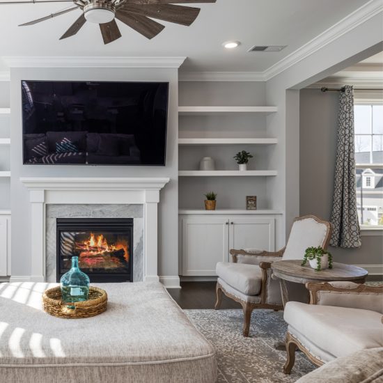 Living Room with Crown Molding