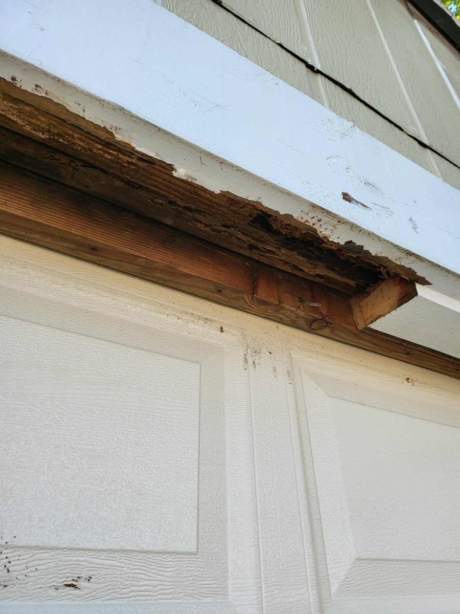 Townhome repair before photo Preview Image 25