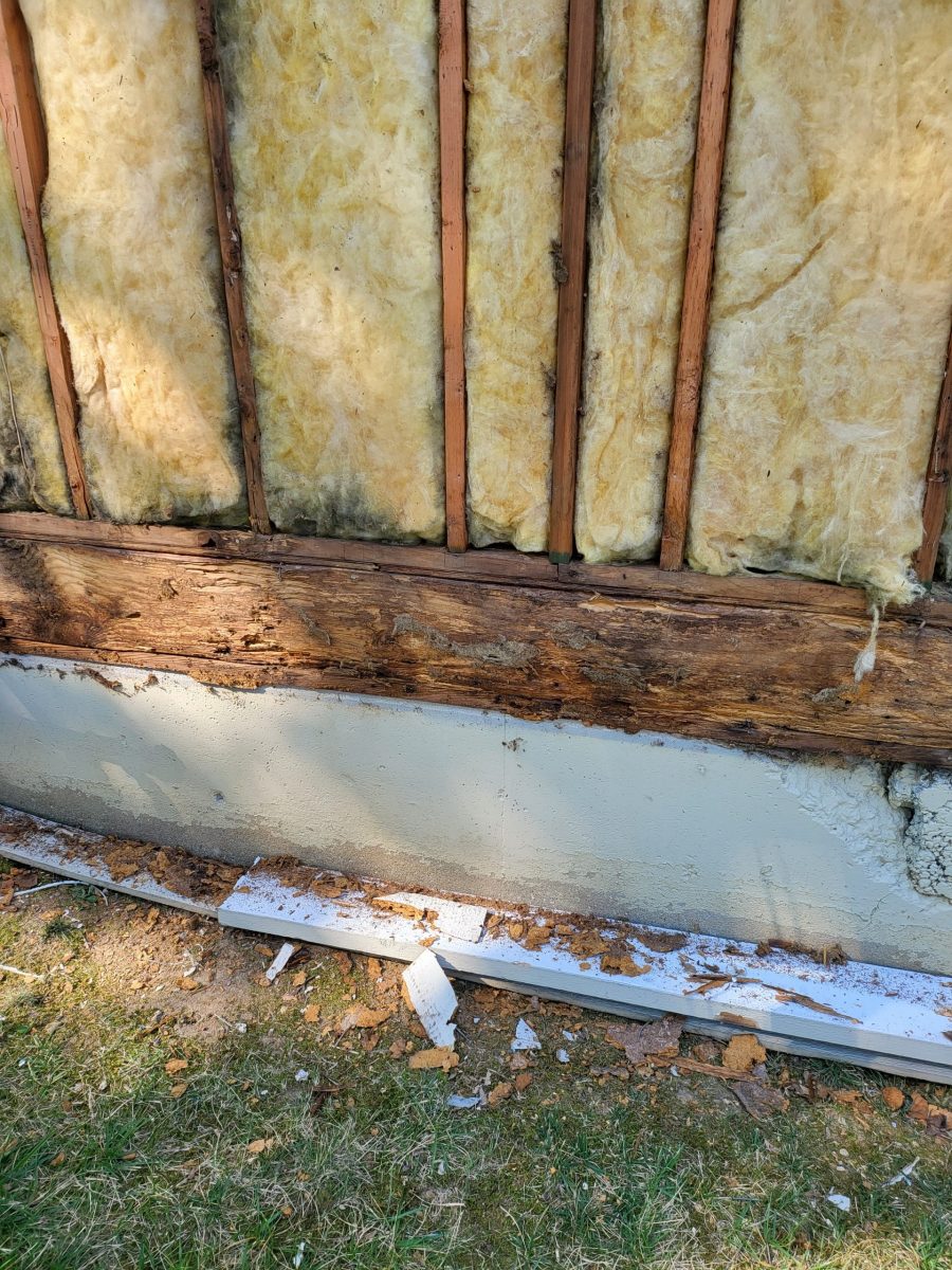 Townhome repair before photo Preview Image 23