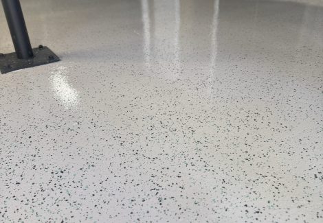 garage floor with epoxy coating