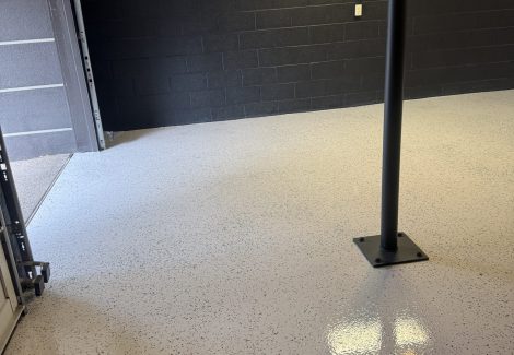 garage floor with epoxy coating