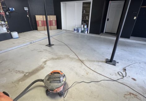 garage with unfinished floor