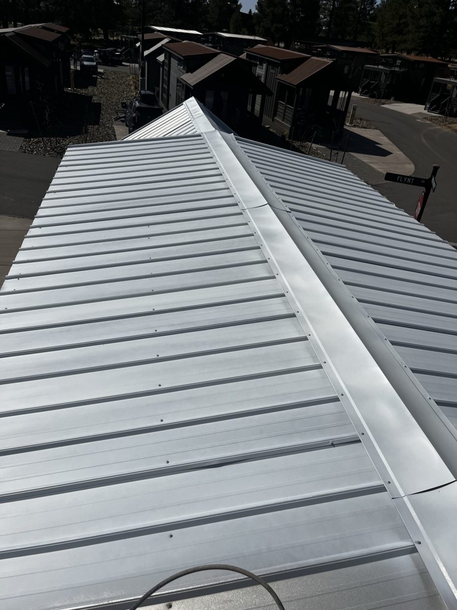 tiny house roof Preview Image 13