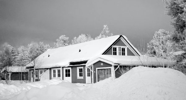 Three Reasons to Complete Home Painting In The Winter